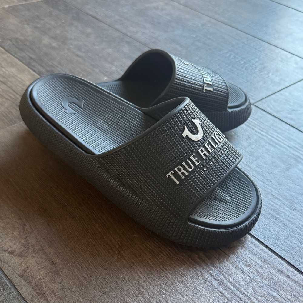 True Religion Black Logo Slide Sandals